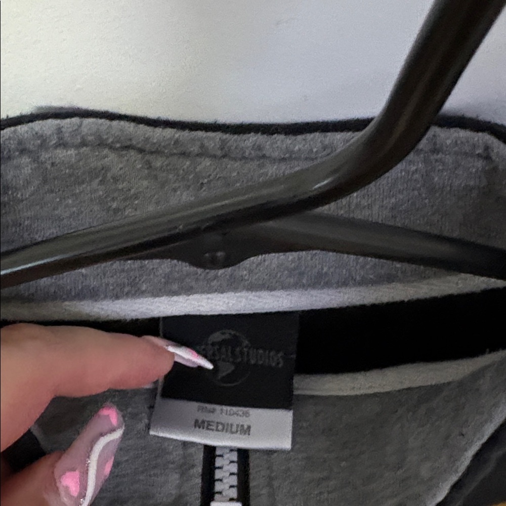 Black and Gray Women's Sweater - Picture 3 of 3